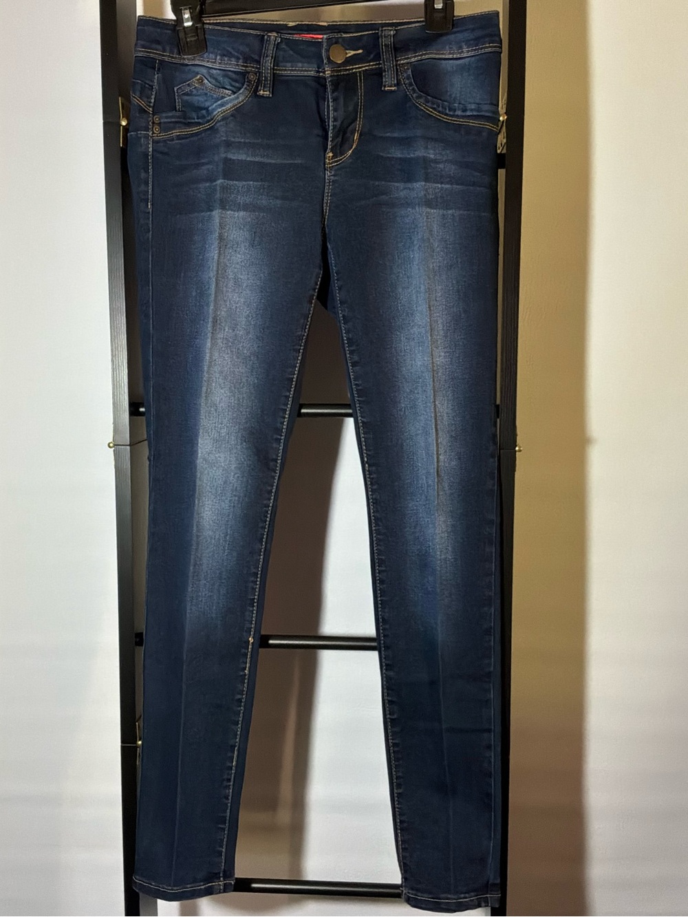 🌙✨ YMI Dark Wash Skinny Jeans - Faded Blue